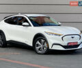 Белый Форд Mustang Mach-E, объемом двигателя 0 л и пробегом 58 тыс. км за 22950 $, фото 6 на Automoto.ua