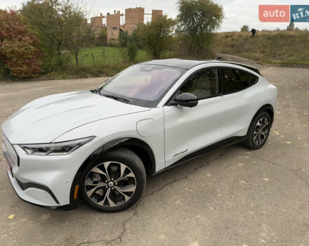 Форд Mustang Mach-E 2022 в Ровно на Automoto.ua Белый Форд Mustang Mach-E, объемом двигателя 0 л и пробегом 75 тыс. км за 23700 $, фото 19 на Automoto.ua