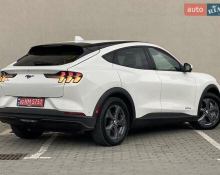 Білий Форд Mustang Mach-E, об'ємом двигуна 0 л та пробігом 58 тис. км за 22450 $, фото 39 на Automoto.ua