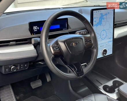 Белый Форд Mustang Mach-E, объемом двигателя 0 л и пробегом 58 тыс. км за 22950 $, фото 70 на Automoto.ua