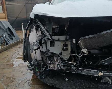 Белый Форд Mustang Mach-E, объемом двигателя 0 л и пробегом 39 тыс. км за 17000 $, фото 2 на Automoto.ua