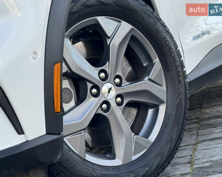 Белый Форд Mustang Mach-E, объемом двигателя 0 л и пробегом 60 тыс. км за 22200 $, фото 9 на Automoto.ua