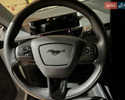 Білий Форд Mustang Mach-E, об'ємом двигуна 0 л та пробігом 48 тис. км за 25100 $, фото 48 на Automoto.ua