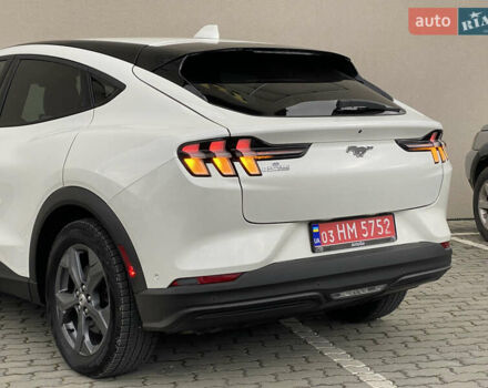 Білий Форд Mustang Mach-E, об'ємом двигуна 0 л та пробігом 58 тис. км за 22450 $, фото 55 на Automoto.ua