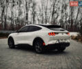 Белый Форд Mustang Mach-E, объемом двигателя 0 л и пробегом 93 тыс. км за 22250 $, фото 5 на Automoto.ua