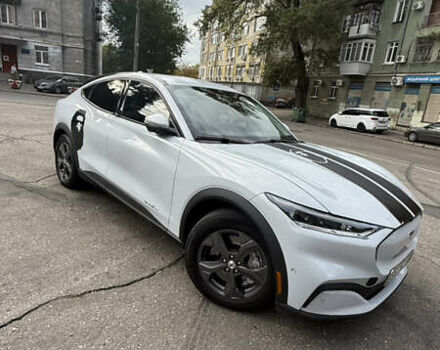 Белый Форд Mustang Mach-E, объемом двигателя 0 л и пробегом 66 тыс. км за 25000 $, фото 17 на Automoto.ua