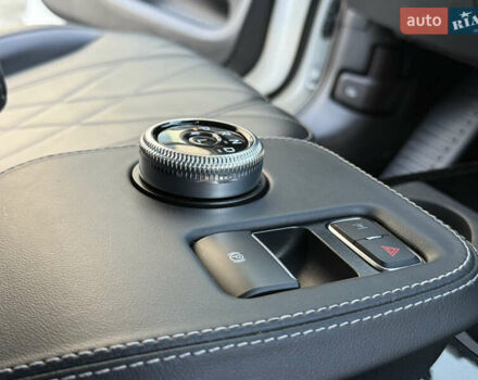 Белый Форд Mustang Mach-E, объемом двигателя 0 л и пробегом 60 тыс. км за 22200 $, фото 66 на Automoto.ua