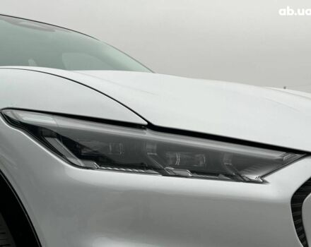 Белый Форд Mustang Mach-E, объемом двигателя 0 л и пробегом 80 тыс. км за 26640 $, фото 11 на Automoto.ua