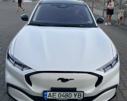 Білий Форд Mustang Mach-E, об'ємом двигуна 0 л та пробігом 48 тис. км за 26100 $, фото 2 на Automoto.ua
