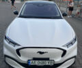 Білий Форд Mustang Mach-E, об'ємом двигуна 0 л та пробігом 48 тис. км за 26100 $, фото 2 на Automoto.ua