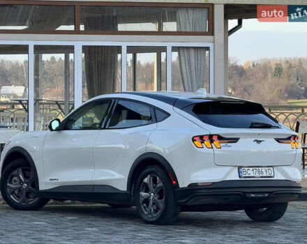 Белый Форд Mustang Mach-E, объемом двигателя 0 л и пробегом 60 тыс. км за 22200 $, фото 40 на Automoto.ua