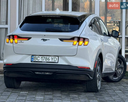 Белый Форд Mustang Mach-E, объемом двигателя 0 л и пробегом 60 тыс. км за 22200 $, фото 28 на Automoto.ua
