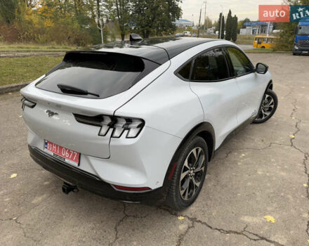 Форд Mustang Mach-E 2022 в Ровно на Automoto.ua Белый Форд Mustang Mach-E, объемом двигателя 0 л и пробегом 75 тыс. км за 23700 $, фото 13 на Automoto.ua