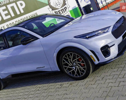 Білий Форд Mustang Mach-E, об'ємом двигуна 0 л та пробігом 77 тис. км за 33622 $, фото 2 на Automoto.ua