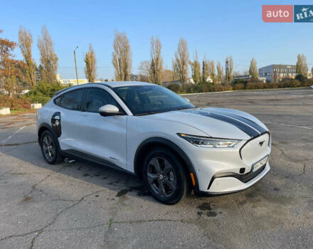 Белый Форд Mustang Mach-E, объемом двигателя 0 л и пробегом 66 тыс. км за 25000 $, фото 19 на Automoto.ua