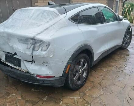 Белый Форд Mustang Mach-E, объемом двигателя 0 л и пробегом 39 тыс. км за 17000 $, фото 6 на Automoto.ua