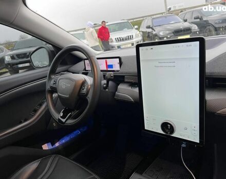 Белый Форд Mustang Mach-E, объемом двигателя 0 л и пробегом 80 тыс. км за 26640 $, фото 38 на Automoto.ua