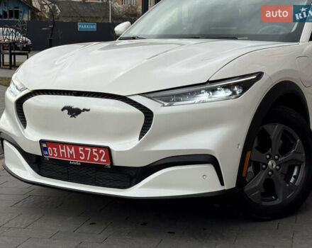 Белый Форд Mustang Mach-E, объемом двигателя 0 л и пробегом 59 тыс. км за 21950 $, фото 26 на Automoto.ua