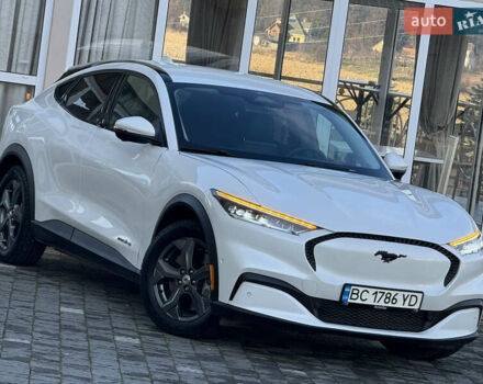 Белый Форд Mustang Mach-E, объемом двигателя 0 л и пробегом 60 тыс. км за 22200 $, фото 18 на Automoto.ua