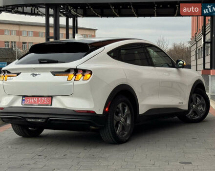 Белый Форд Mustang Mach-E, объемом двигателя 0 л и пробегом 59 тыс. км за 21950 $, фото 49 на Automoto.ua