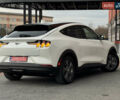 Белый Форд Mustang Mach-E, объемом двигателя 0 л и пробегом 59 тыс. км за 21950 $, фото 49 на Automoto.ua