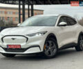 Белый Форд Mustang Mach-E, объемом двигателя 0 л и пробегом 59 тыс. км за 21950 $, фото 25 на Automoto.ua