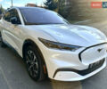 Белый Форд Mustang Mach-E, объемом двигателя 0 л и пробегом 51 тыс. км за 29900 $, фото 13 на Automoto.ua