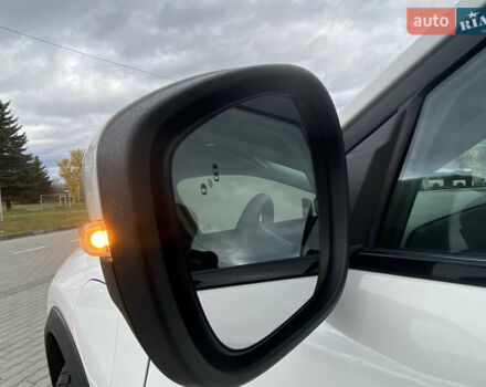 Білий Форд Mustang Mach-E, об'ємом двигуна 0 л та пробігом 58 тис. км за 22450 $, фото 34 на Automoto.ua