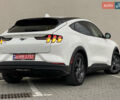 Білий Форд Mustang Mach-E, об'ємом двигуна 0 л та пробігом 58 тис. км за 22450 $, фото 41 на Automoto.ua