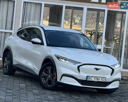 Белый Форд Mustang Mach-E, объемом двигателя 0 л и пробегом 60 тыс. км за 22200 $, фото 16 на Automoto.ua