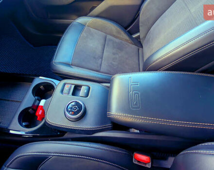 Білий Форд Mustang Mach-E, об'ємом двигуна 0 л та пробігом 77 тис. км за 33622 $, фото 8 на Automoto.ua