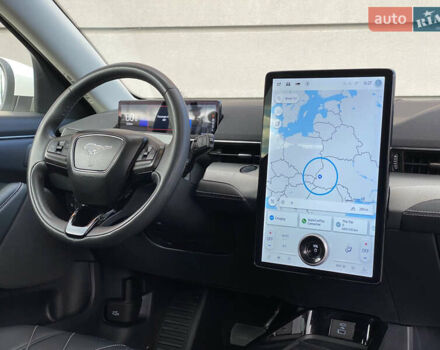 Белый Форд Mustang Mach-E, объемом двигателя 0 л и пробегом 58 тыс. км за 22950 $, фото 76 на Automoto.ua