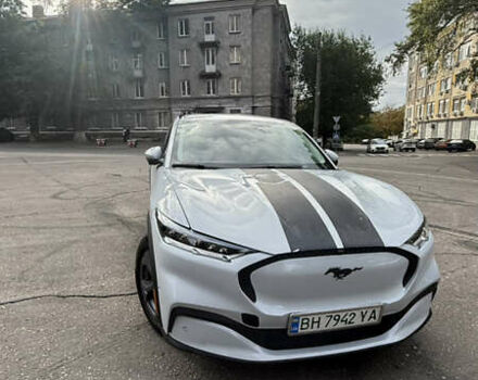Белый Форд Mustang Mach-E, объемом двигателя 0 л и пробегом 66 тыс. км за 25000 $, фото 14 на Automoto.ua