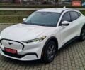 Белый Форд Mustang Mach-E, объемом двигателя 0 л и пробегом 34 тыс. км за 27000 $, фото 1 на Automoto.ua