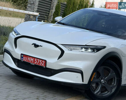 Белый Форд Mustang Mach-E, объемом двигателя 0 л и пробегом 57 тыс. км за 23600 $, фото 16 на Automoto.ua