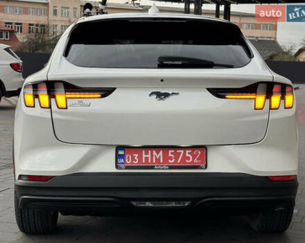 Белый Форд Mustang Mach-E, объемом двигателя 0 л и пробегом 59 тыс. км за 21950 $, фото 41 на Automoto.ua