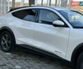 Белый Форд Mustang Mach-E, объемом двигателя 0 л и пробегом 60 тыс. км за 22200 $, фото 26 на Automoto.ua