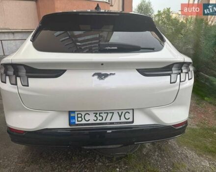 Белый Форд Mustang Mach-E, объемом двигателя 0 л и пробегом 41 тыс. км за 26500 $, фото 7 на Automoto.ua