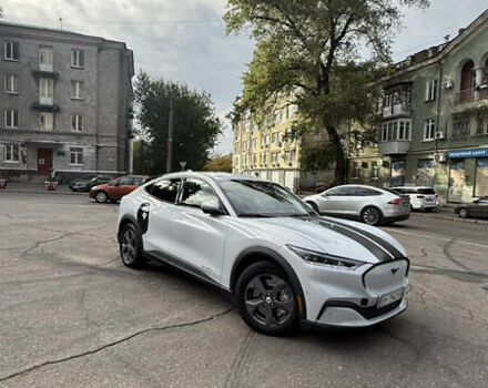 Белый Форд Mustang Mach-E, объемом двигателя 0 л и пробегом 66 тыс. км за 25000 $, фото 15 на Automoto.ua