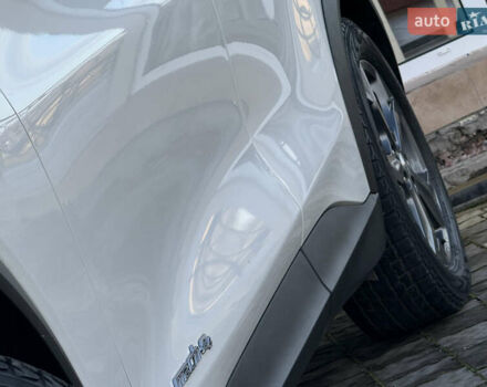 Белый Форд Mustang Mach-E, объемом двигателя 0 л и пробегом 60 тыс. км за 22200 $, фото 12 на Automoto.ua