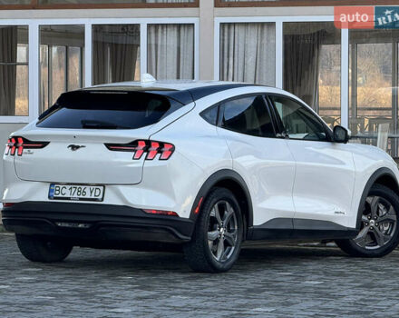 Белый Форд Mustang Mach-E, объемом двигателя 0 л и пробегом 60 тыс. км за 22200 $, фото 29 на Automoto.ua
