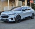 Белый Форд Mustang Mach-E, объемом двигателя 0 л и пробегом 31 тыс. км за 31999 $, фото 3 на Automoto.ua