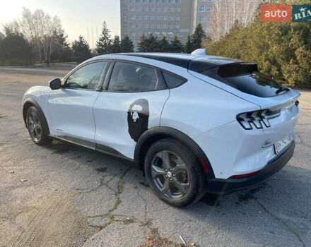 Белый Форд Mustang Mach-E, объемом двигателя 0 л и пробегом 66 тыс. км за 25000 $, фото 24 на Automoto.ua