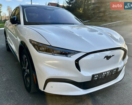 Белый Форд Mustang Mach-E, объемом двигателя 0 л и пробегом 51 тыс. км за 29900 $, фото 14 на Automoto.ua