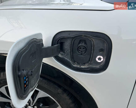 Білий Форд Mustang Mach-E, об'ємом двигуна 0 л та пробігом 48 тис. км за 25100 $, фото 12 на Automoto.ua