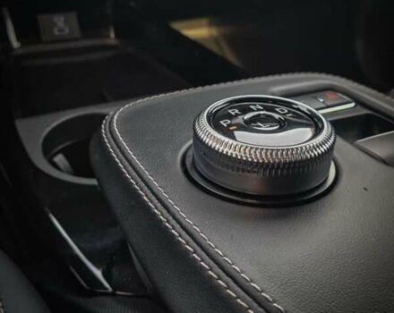 Белый Форд Mustang Mach-E, объемом двигателя 0 л и пробегом 34 тыс. км за 27000 $, фото 3 на Automoto.ua