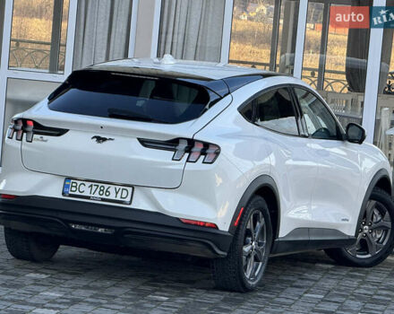 Белый Форд Mustang Mach-E, объемом двигателя 0 л и пробегом 60 тыс. км за 22200 $, фото 30 на Automoto.ua