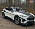 Білий Форд Mustang Mach-E, об'ємом двигуна 0 л та пробігом 8 тис. км за 26700 $, фото 2 на Automoto.ua