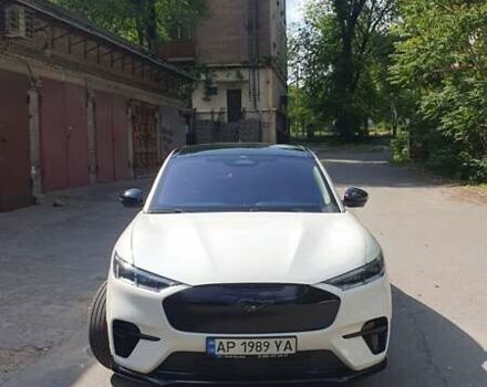 Белый Форд Mustang Mach-E, объемом двигателя 0 л и пробегом 19 тыс. км за 36000 $, фото 5 на Automoto.ua