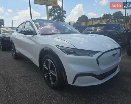 Білий Форд Mustang Mach-E, об'ємом двигуна 0 л та пробігом 3 тис. км за 21000 $, фото 1 на Automoto.ua